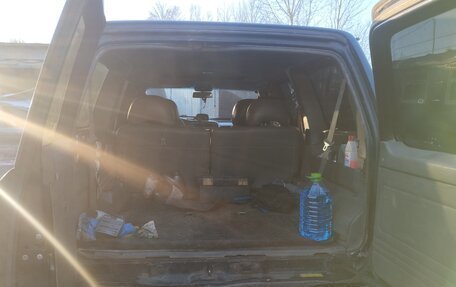 Nissan Patrol, 2001 год, 900 000 рублей, 10 фотография