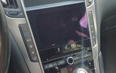 Infiniti Q50 I рестайлинг, 2014 год, 2 050 000 рублей, 12 фотография