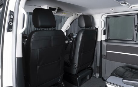 Volkswagen Multivan T6 рестайлинг, 2020 год, 7 950 000 рублей, 13 фотография