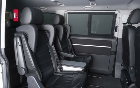 Volkswagen Multivan T6 рестайлинг, 2020 год, 7 950 000 рублей, 7 фотография