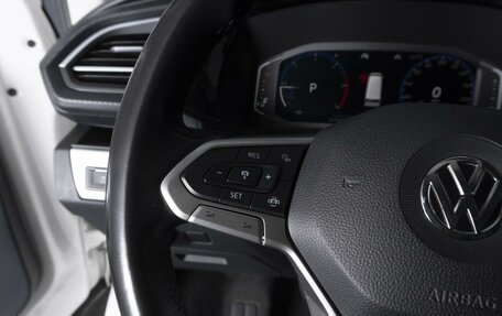 Volkswagen Multivan T6 рестайлинг, 2020 год, 7 950 000 рублей, 21 фотография