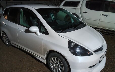 Honda Fit III, 2002 год, 492 000 рублей, 2 фотография