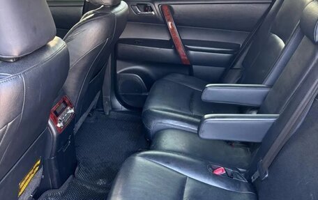 Toyota Highlander III, 2012 год, 1 960 000 рублей, 10 фотография