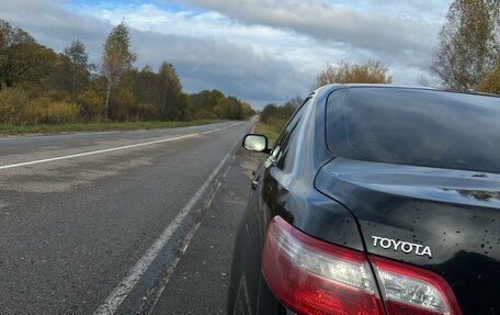 Toyota Camry, 2007 год, 579 000 рублей, 3 фотография