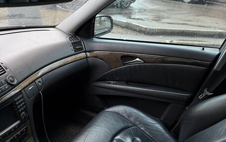 Mercedes-Benz E-Класс, 2003 год, 650 000 рублей, 13 фотография