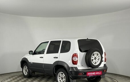 Chevrolet Niva I рестайлинг, 2018 год, 780 000 рублей, 6 фотография