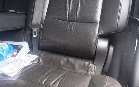 Toyota Land Cruiser Prado 120 рестайлинг, 2005 год, 1 250 000 рублей, 10 фотография