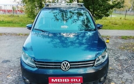Volkswagen Touran III, 2012 год, 1 200 000 рублей, 1 фотография
