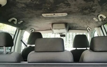 Volkswagen Touran III, 2011 год, 820 000 рублей, 8 фотография