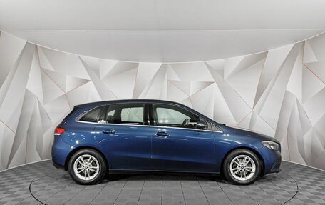 Mercedes-Benz B-Класс, 2019 год, 1 955 000 рублей, 6 фотография