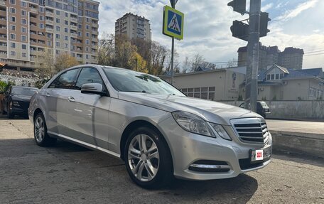 Mercedes-Benz E-Класс, 2011 год, 1 570 000 рублей, 2 фотография