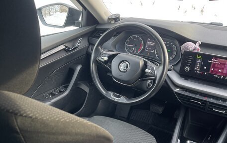 Skoda Octavia IV, 2021 год, 2 720 000 рублей, 23 фотография