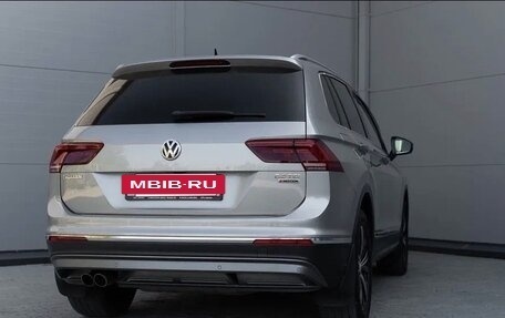 Volkswagen Tiguan II, 2017 год, 2 200 000 рублей, 22 фотография