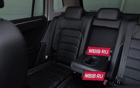 Volkswagen Tiguan II, 2017 год, 2 200 000 рублей, 27 фотография