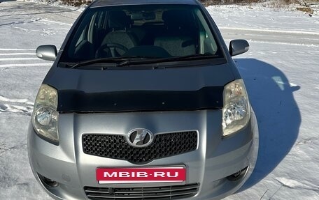 Toyota Vitz, 2009 год, 460 000 рублей, 3 фотография