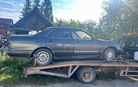 Toyota Crown, 1994 год, 300 000 рублей, 4 фотография