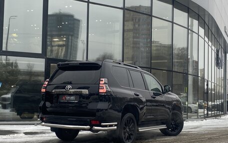 Toyota Land Cruiser Prado 150 рестайлинг 2, 2021 год, 6 300 000 рублей, 2 фотография