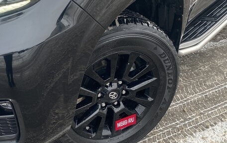 Toyota Land Cruiser Prado 150 рестайлинг 2, 2021 год, 6 300 000 рублей, 5 фотография