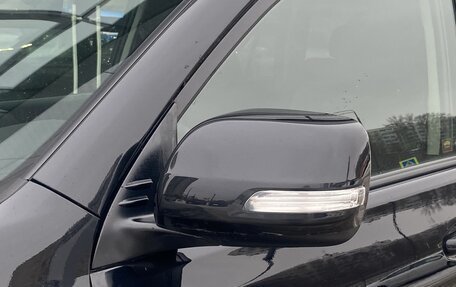 Toyota Land Cruiser Prado 150 рестайлинг 2, 2021 год, 6 300 000 рублей, 8 фотография