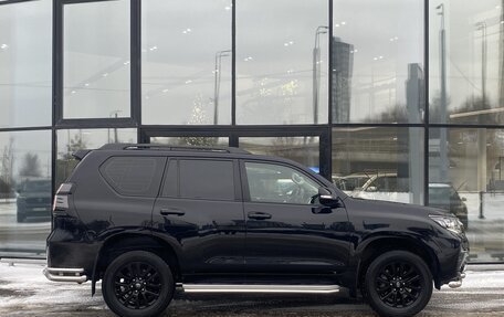Toyota Land Cruiser Prado 150 рестайлинг 2, 2021 год, 6 300 000 рублей, 24 фотография
