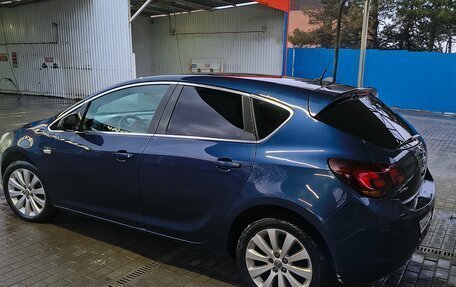 Opel Astra J, 2011 год, 530 000 рублей, 5 фотография