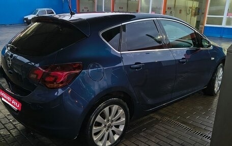 Opel Astra J, 2011 год, 530 000 рублей, 6 фотография