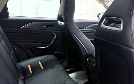 FAW Bestune T77, 2024 год, 2 448 000 рублей, 7 фотография