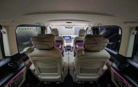 Mercedes-Benz V-Класс, 2025 год, 14 630 000 рублей, 33 фотография