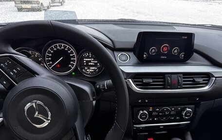 Mazda 6, 2017 год, 1 960 000 рублей, 14 фотография