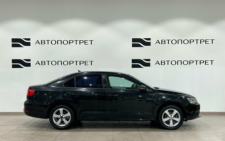 Volkswagen Jetta VI, 2011 год, 899 000 рублей, 8 фотография