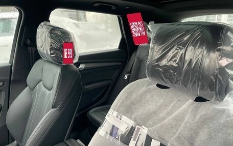 Audi Q5, 2025 год, 6 360 000 рублей, 28 фотография