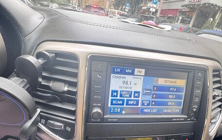 Jeep Grand Cherokee, 2012 год, 1 850 000 рублей, 11 фотография