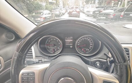 Jeep Grand Cherokee, 2012 год, 1 850 000 рублей, 12 фотография