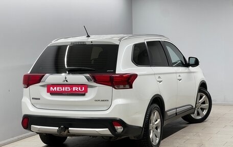 Mitsubishi Outlander III рестайлинг 3, 2016 год, 1 465 000 рублей, 4 фотография