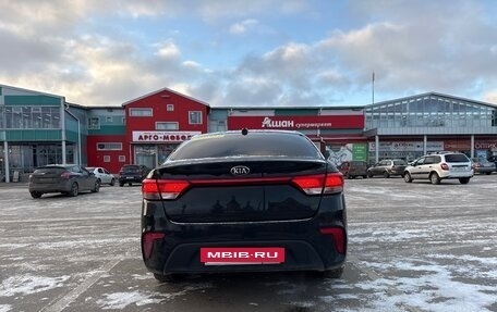 KIA Rio IV, 2017 год, 950 000 рублей, 3 фотография