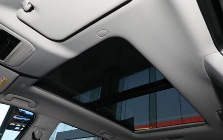 Toyota RAV4, 2025 год, 4 490 000 рублей, 11 фотография