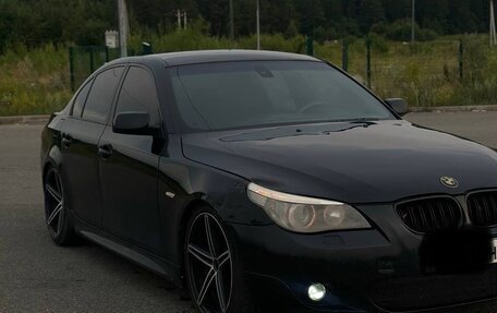 BMW 5 серия, 2004 год, 639 000 рублей, 3 фотография