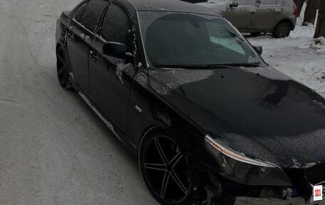 BMW 5 серия, 2004 год, 639 000 рублей, 13 фотография