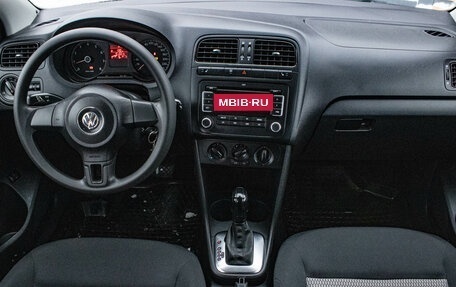 Volkswagen Polo VI (EU Market), 2011 год, 849 000 рублей, 5 фотография