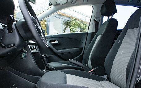 Volkswagen Polo VI (EU Market), 2011 год, 849 000 рублей, 16 фотография