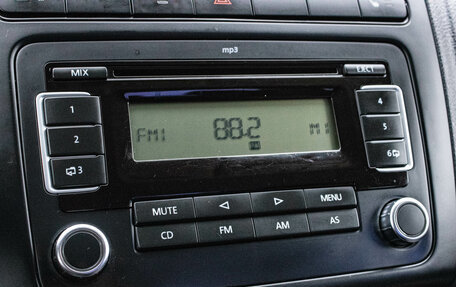 Volkswagen Polo VI (EU Market), 2011 год, 849 000 рублей, 13 фотография