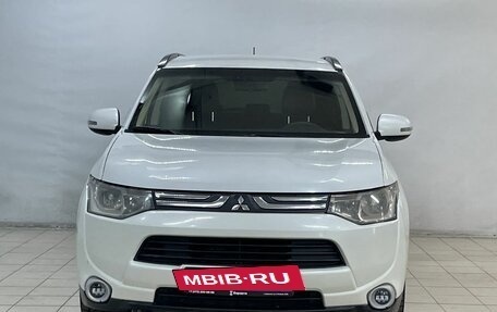 Mitsubishi Outlander III рестайлинг 3, 2013 год, 1 280 000 рублей, 3 фотография