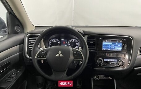 Mitsubishi Outlander III рестайлинг 3, 2013 год, 1 280 000 рублей, 16 фотография