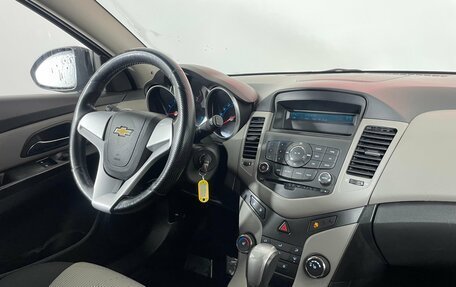 Chevrolet Cruze II, 2012 год, 643 000 рублей, 13 фотография