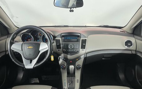 Chevrolet Cruze II, 2012 год, 643 000 рублей, 10 фотография