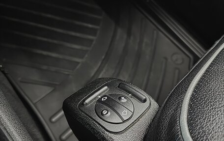 Mercedes-Benz R-Класс, 2011 год, 1 500 000 рублей, 12 фотография