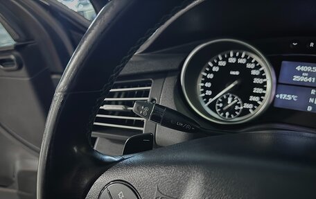 Mercedes-Benz R-Класс, 2011 год, 1 500 000 рублей, 29 фотография