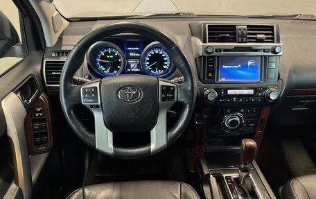 Toyota Land Cruiser Prado 150 рестайлинг 2, 2016 год, 3 549 000 рублей, 11 фотография