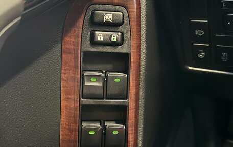 Toyota Land Cruiser Prado 150 рестайлинг 2, 2016 год, 3 549 000 рублей, 21 фотография