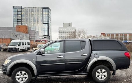 Mitsubishi L200 IV рестайлинг, 2013 год, 1 850 000 рублей, 2 фотография